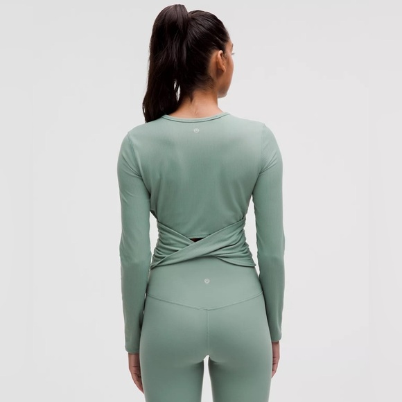 NWT Lululemon All it Takes Back-Twist Rib Long Sleeve Crater Blue Size 4 - Picture 2 of 10